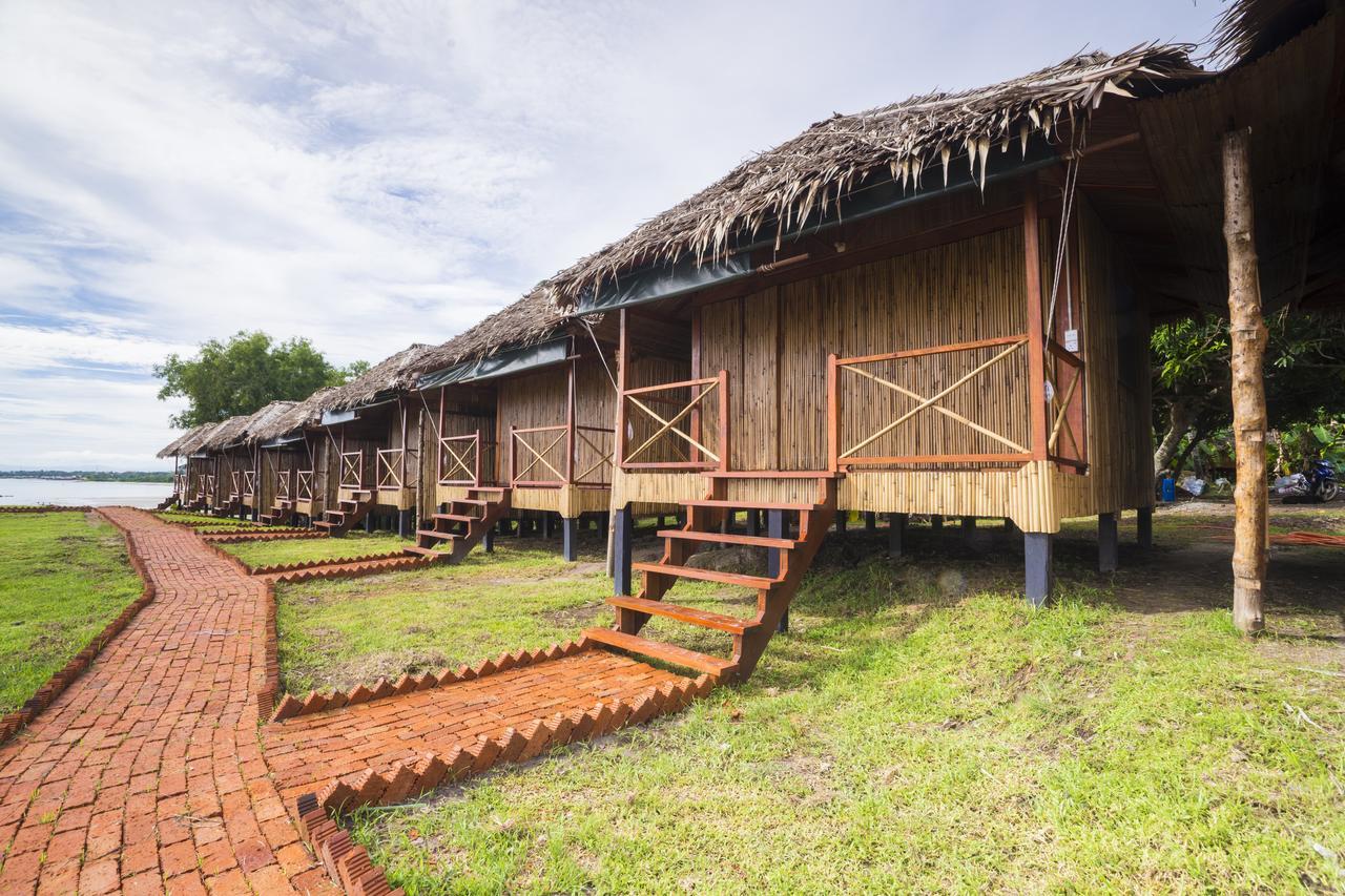 Hotel 9 Huts On A Hill Kudat Exteriér fotografie