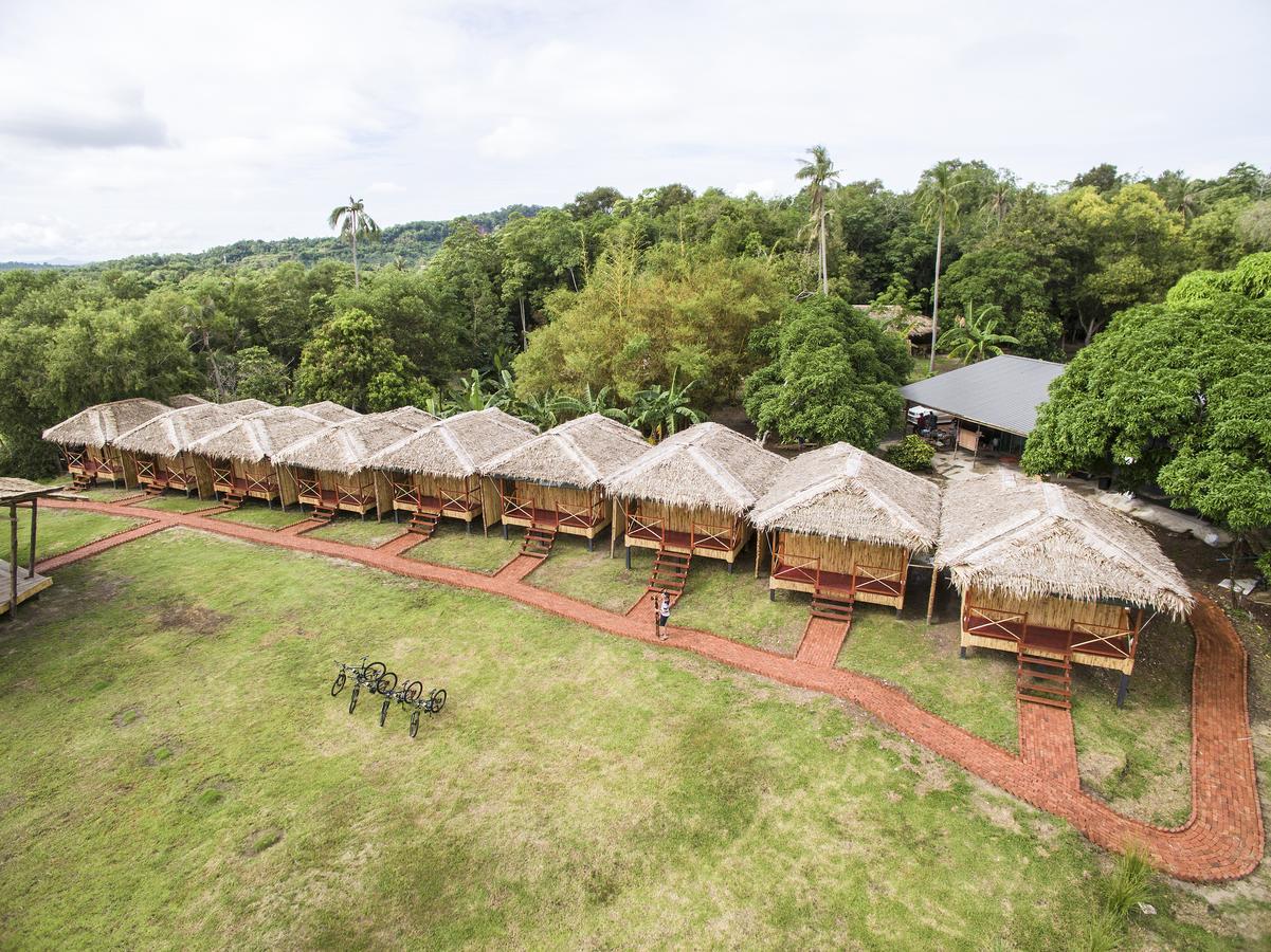 Hotel 9 Huts On A Hill Kudat Exteriér fotografie