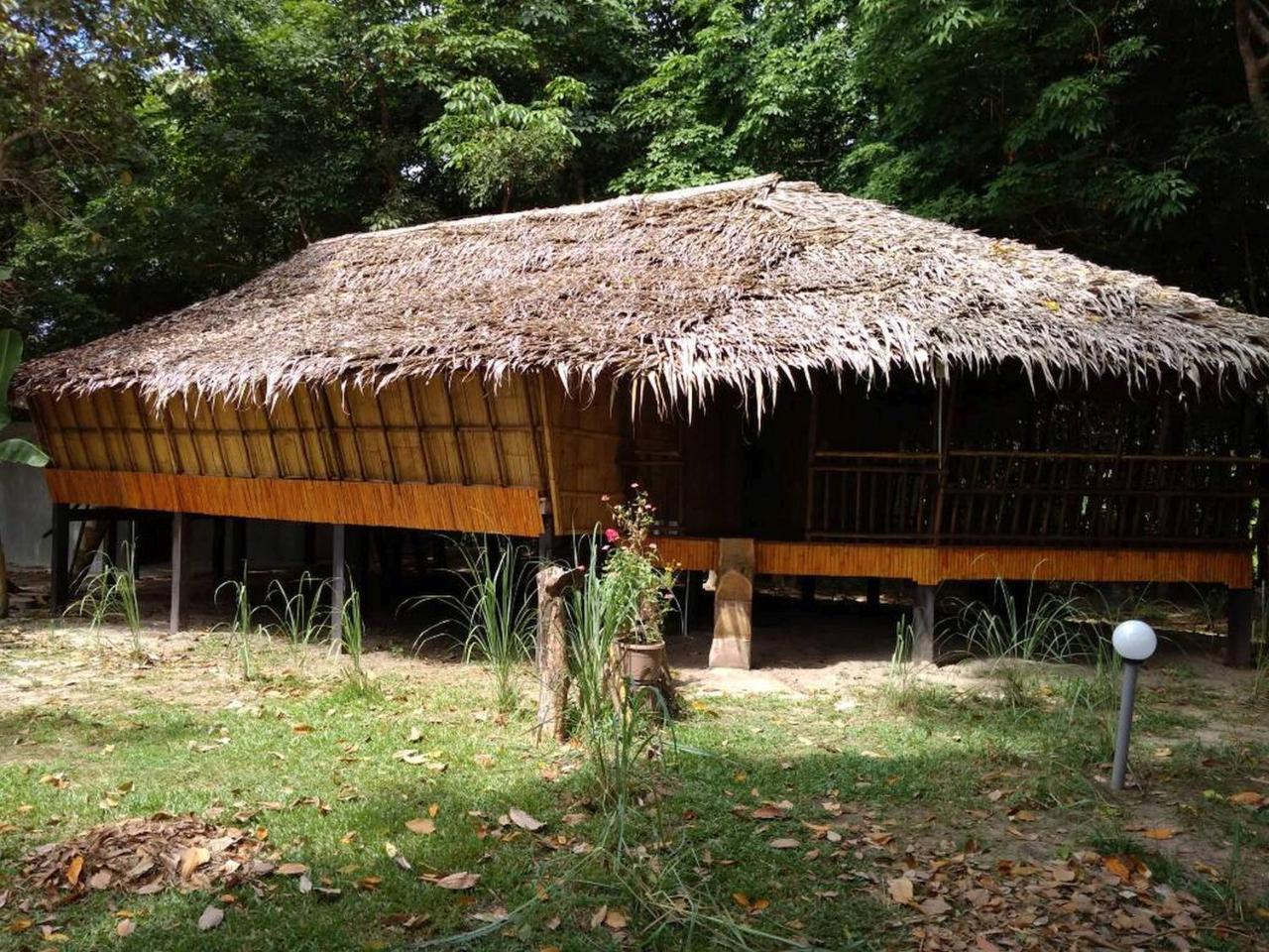 Hotel 9 Huts On A Hill Kudat Exteriér fotografie