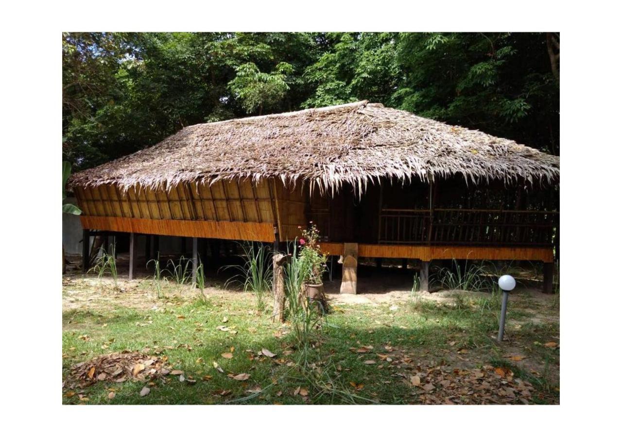 Hotel 9 Huts On A Hill Kudat Exteriér fotografie