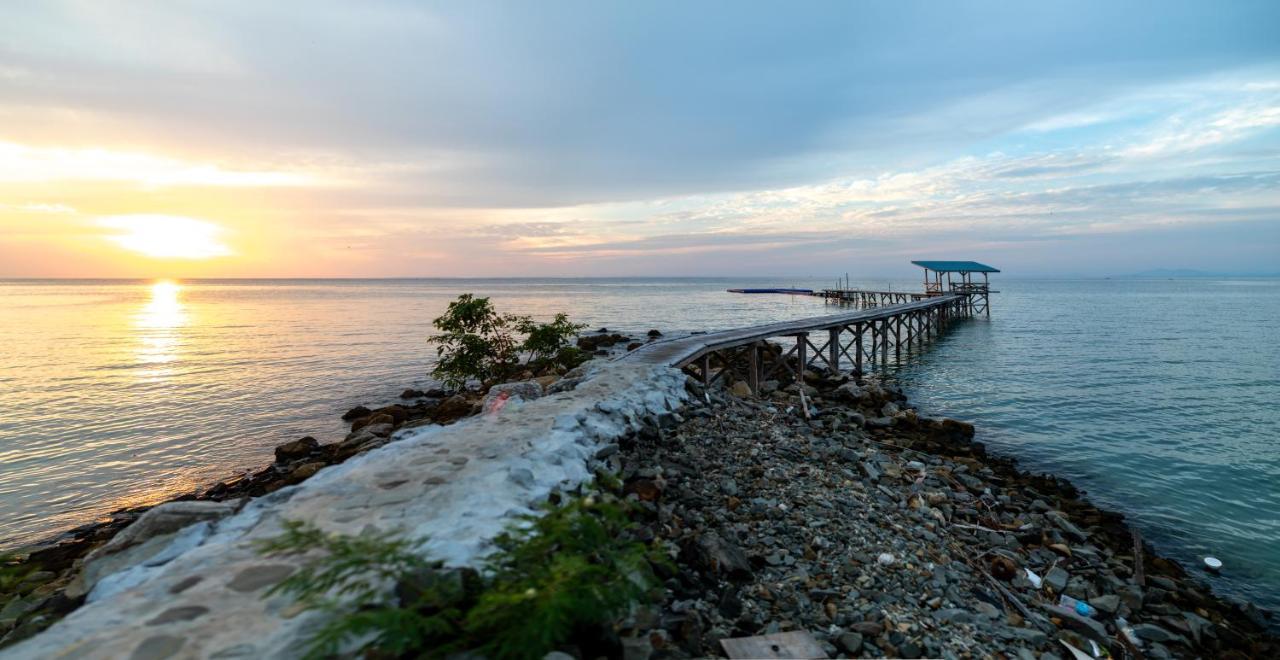 Hotel 9 Huts On A Hill Kudat Exteriér fotografie